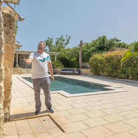 Enea וילה פוג'ארדו